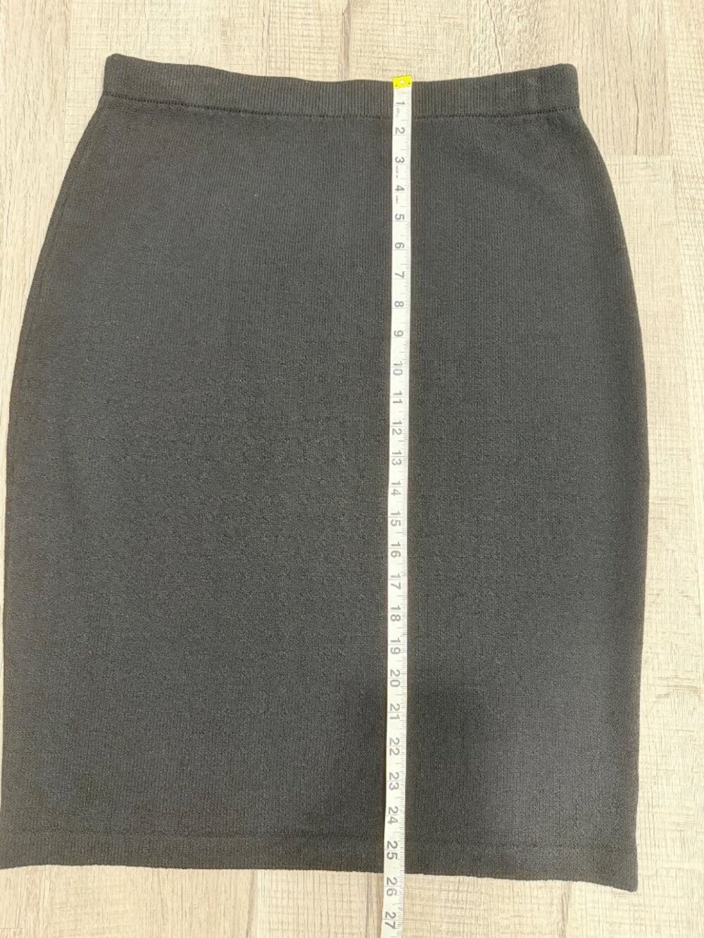 St. John Caviar Womens Size 12 Santana Knit Skirt Black Pencil Skirt Pull-On - Picture 5 of 7